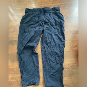 Lululemon dance studio mid rise cropped pants